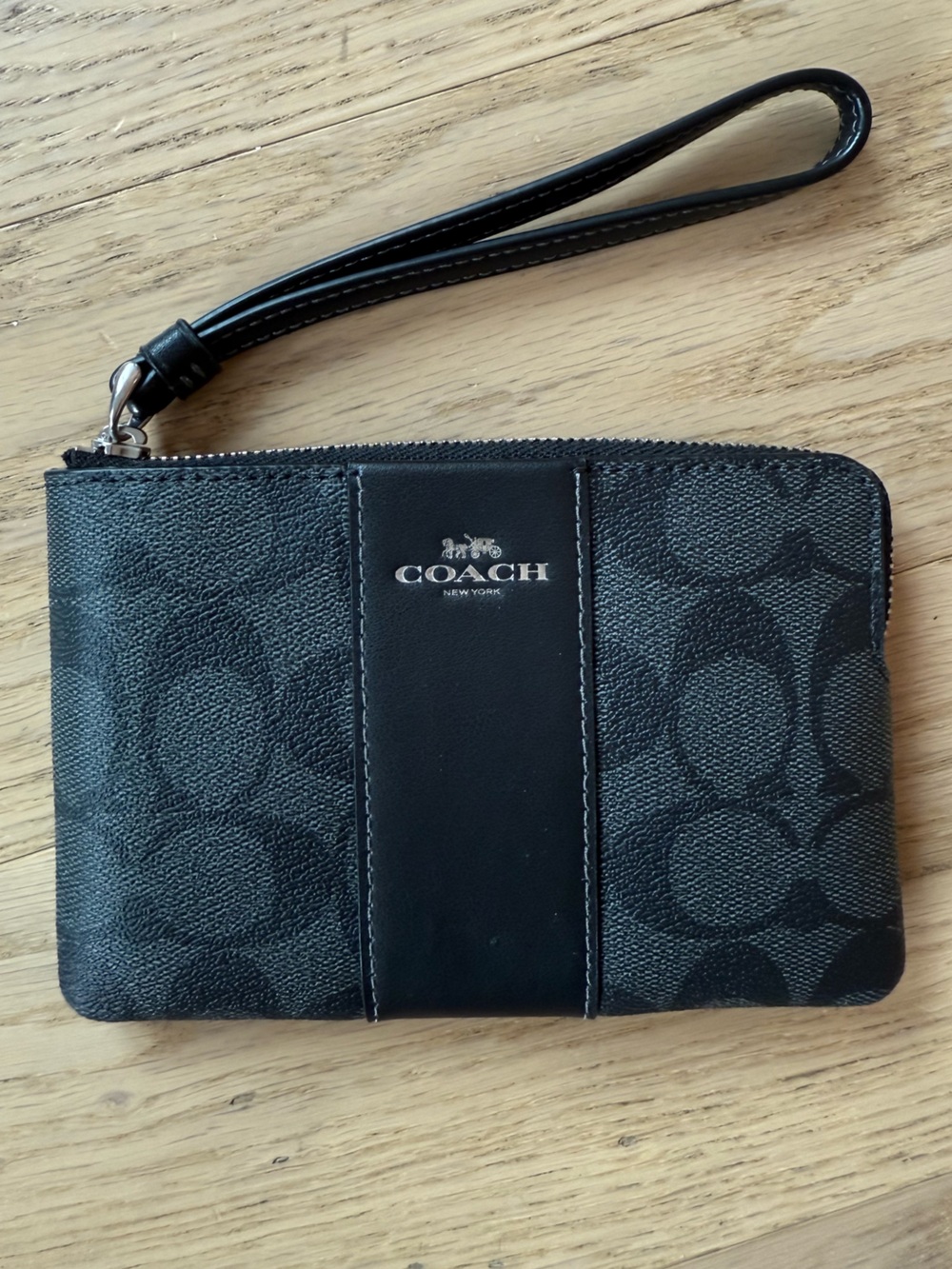Coach Black Signature C Pattern Zip Wristlet